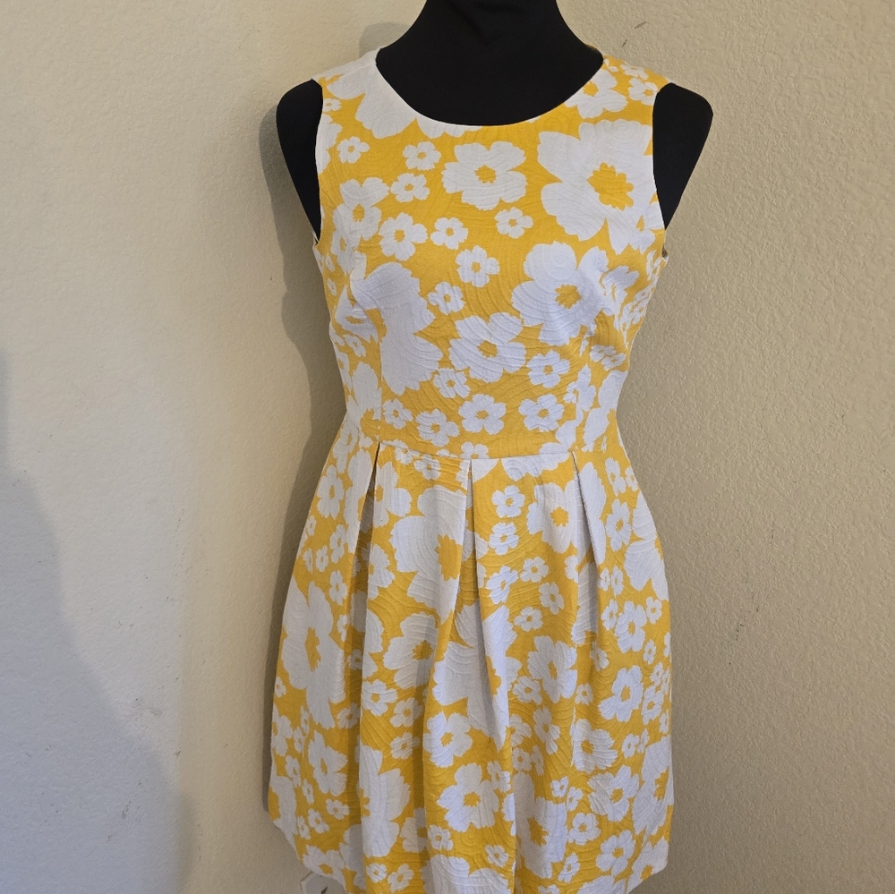Luxe Yellow and White A-line Sundress for Wedding Guests